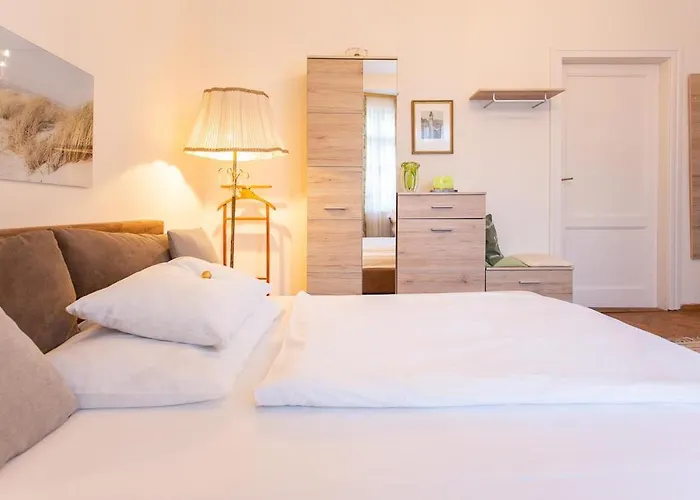 Huebsches Mit Bad Bed & Breakfast Perchtoldsdorf