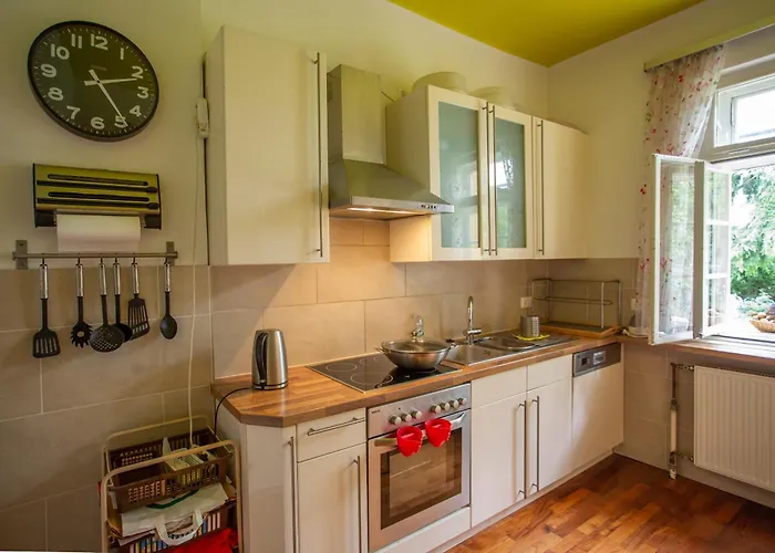 Huebsches Mit Bad Bed & Breakfast 3*